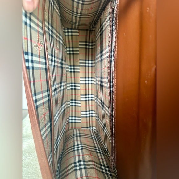 Authentic Burberry Documents/Business Bag - Picture 9 of 16